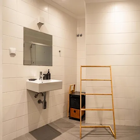 Akicity Ameixoeira Indigo * Лиссабон